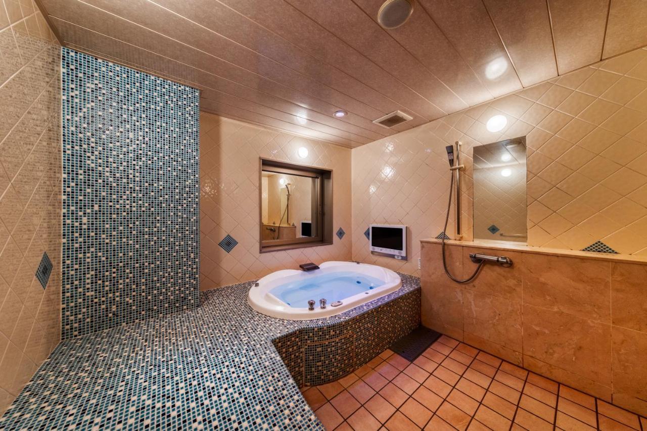 Hotel Lotus Chiba -Adult Only Yachiyo Экстерьер фото